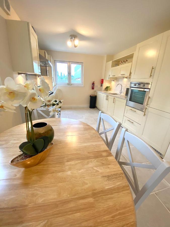 Monart Stylish City Centre Apartment, 2 Bed, Sleeps 6 珀斯 外观 照片